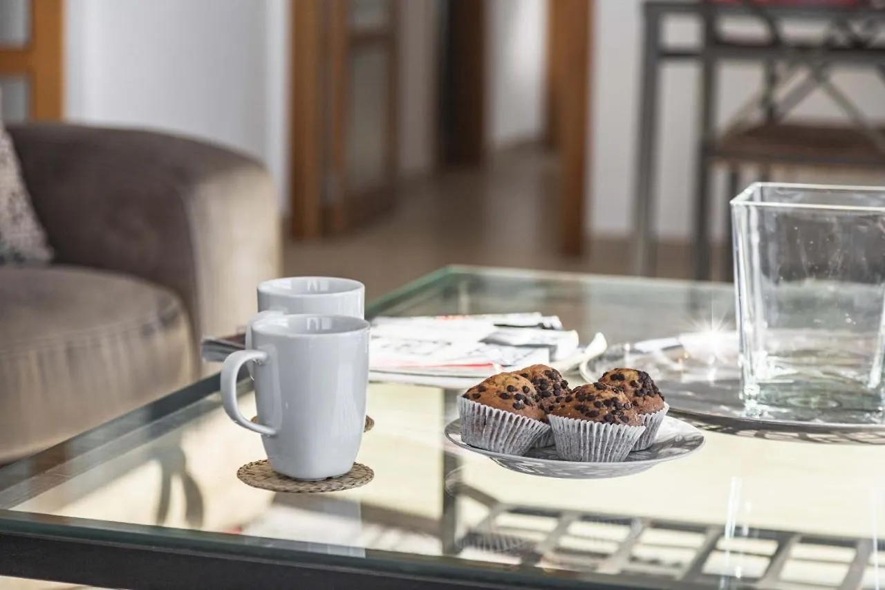 Apartamento Bellavista Puerto 2A カラ・ラトハダ